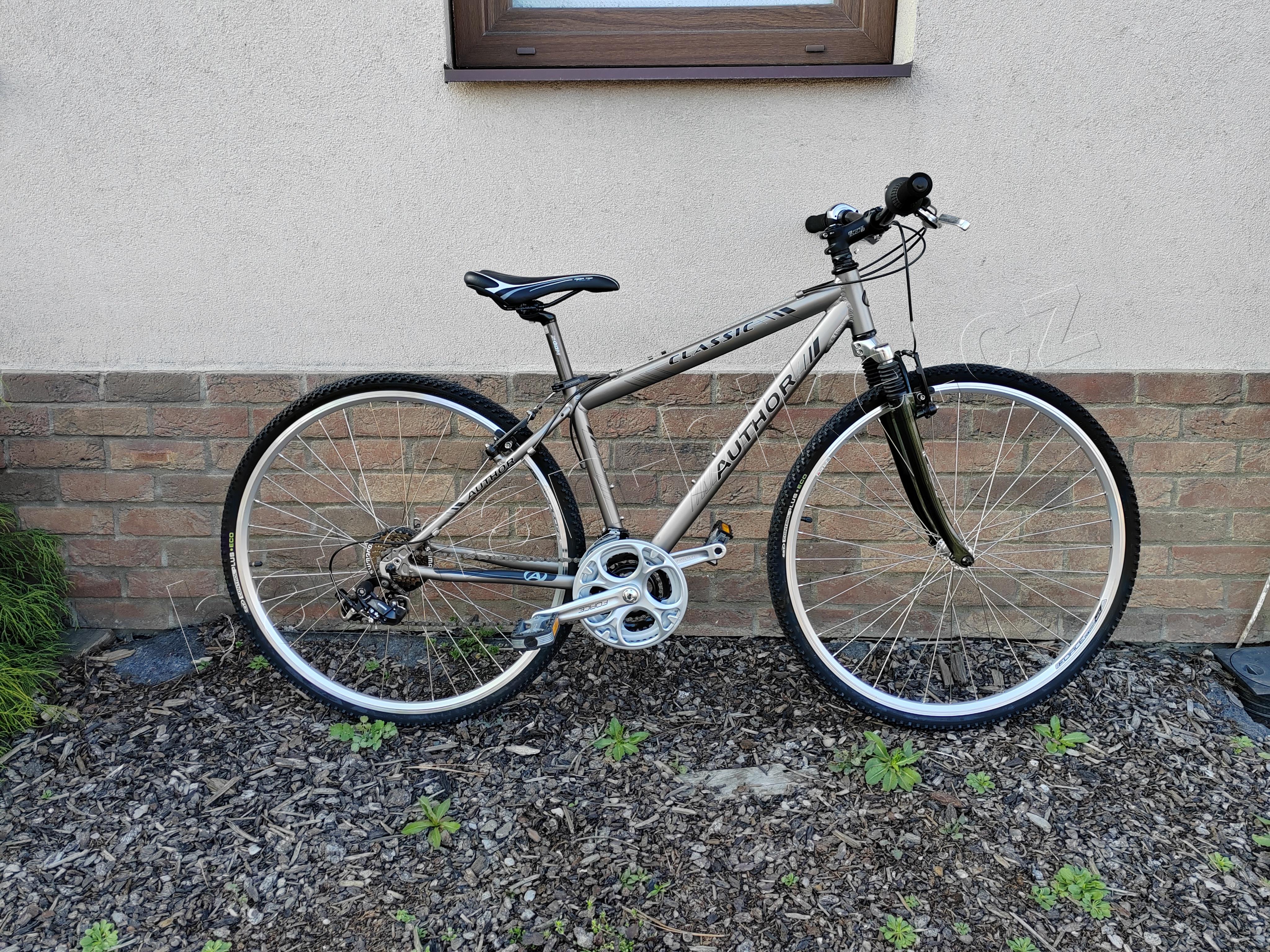 AUTHOR CLASSIC šedá         16